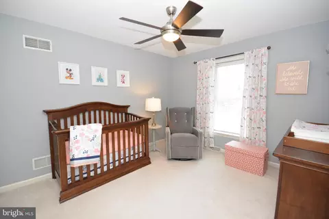 Bedroom - 321 Coventry Ln, Lititz, PA 17543 photo 7 of 8