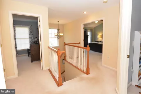Entry Way - 321 Coventry Ln, Lititz, PA 17543 photo 3 of 4