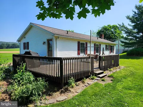 Exterior - 318 Long Ln, Lititz, PA 17543 photo 1 of 4