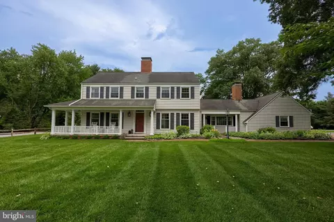 1228 Hunsicker Rd, Lancaster, PA 17601