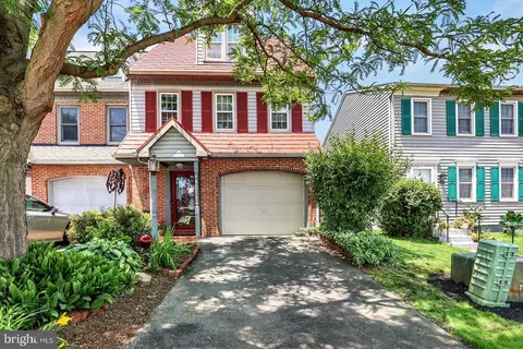 839 Marjory Ter, Lancaster, PA 17603