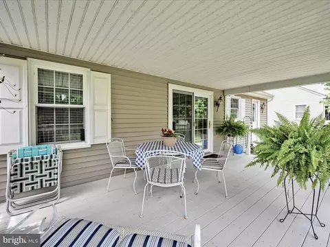 Exterior - 138 Laurie Ln, Lititz, PA 17543 photo 8 of 11