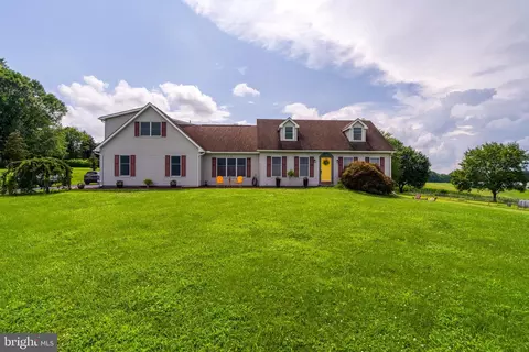 116 Schoolhouse Rd, Kirkwood, PA 17536
