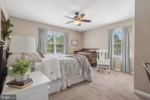 Bedroom - 15 Limestone Ct, Lititz, PA 17543 photo 6 of 8