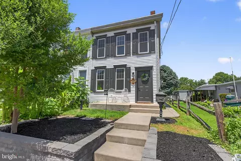 430 W Market St, Marietta, PA 17547
