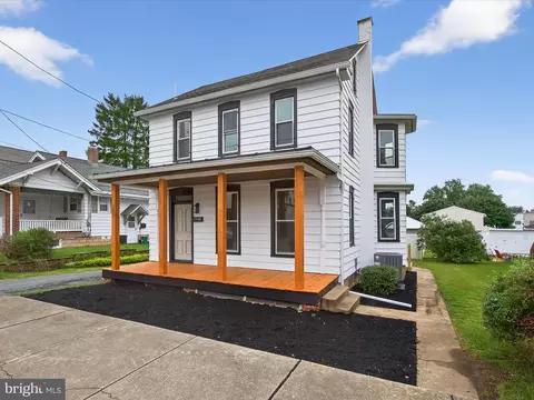 117 N Barbara St, Mount Joy, PA 17552