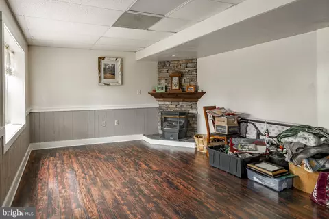 Living - 21 Martic Forge Loop, Pequea, PA 17565 photo 1 of 2
