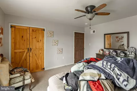 Bedroom - 21 Martic Forge Loop, Pequea, PA 17565 photo 8 of 10