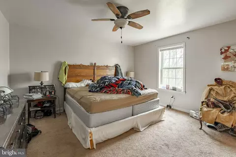 Bedroom - 21 Martic Forge Loop, Pequea, PA 17565 photo 7 of 10