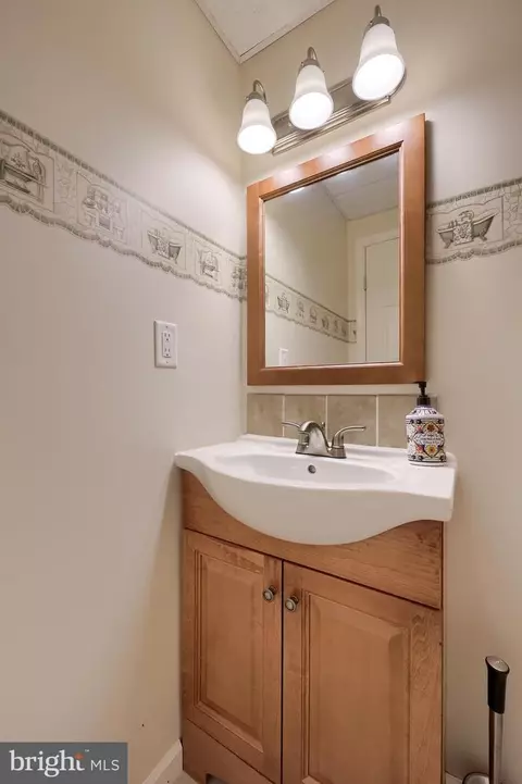 108 Winterberry Ct, Lititz, PA 17543 photo 46