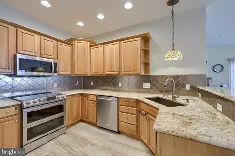 108 Winterberry Ct, Lititz, PA 17543 photo 21