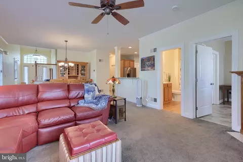 108 Winterberry Ct, Lititz, PA 17543 photo 6