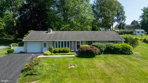 164 Victoria Rd, Millersville, PA 17551