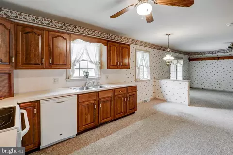Other - 7 Kurtz Dr, Lititz, PA 17543 photo 4 of 5