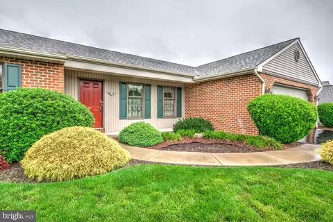 Exterior - 7 Kurtz Dr, Lititz, PA 17543 photo 2 of 3