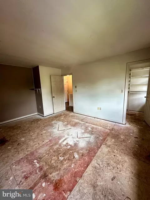 Bedroom - 42 Brookfield Rd, Lititz, PA 17543 photo 2 of 2
