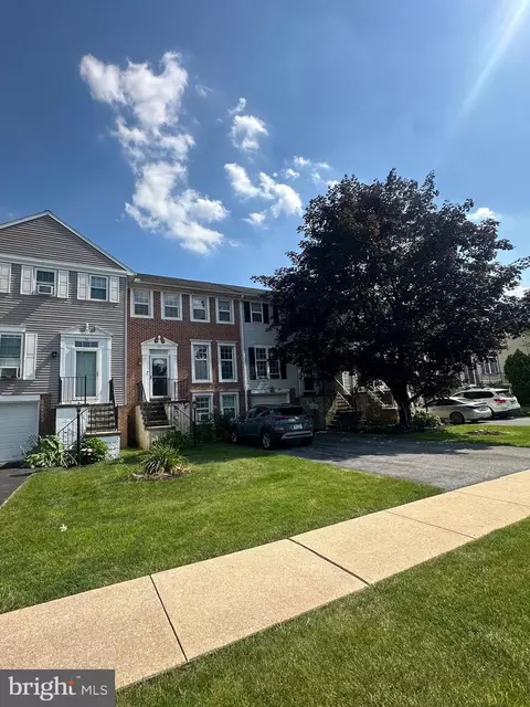 Exterior - 42 Brookfield Rd, Lititz, PA 17543 photo 1 of 3