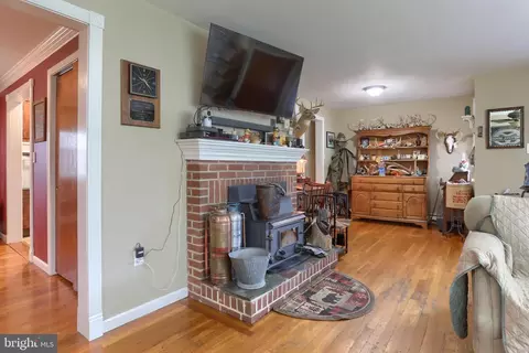 3 Pfautz Ave, Lititz, PA 17543 photo 8
