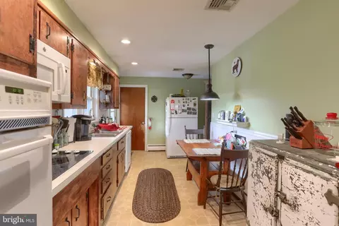 3 Pfautz Ave, Lititz, PA 17543 photo 12