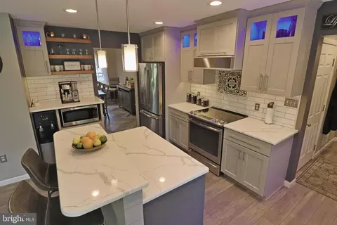 Kitchen - 14 Crimson Ln, Lititz, PA 17543 photo 5 of 6