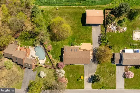 View/Area - 38 Skyview Ln, Lititz, PA 17543 photo 6 of 6