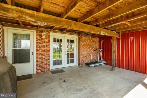 Exterior - 38 Skyview Ln, Lititz, PA 17543 photo 6 of 11