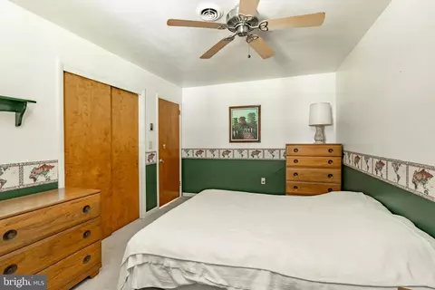 Bedroom - 38 Skyview Ln, Lititz, PA 17543 photo 4 of 7