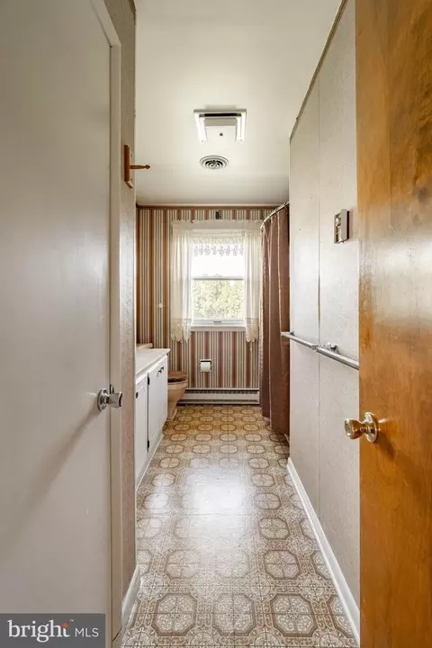 Entry Way - 38 Skyview Ln, Lititz, PA 17543 photo 1 of 1