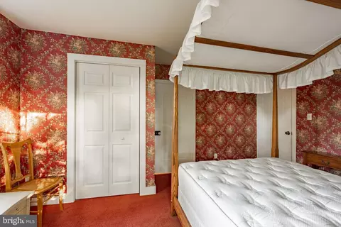 Bedroom - 1407 Brunnerville Rd, Lititz, PA 17543 photo 4 of 7