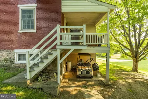 Exterior - 1407 Brunnerville Rd, Lititz, PA 17543 photo 7 of 8