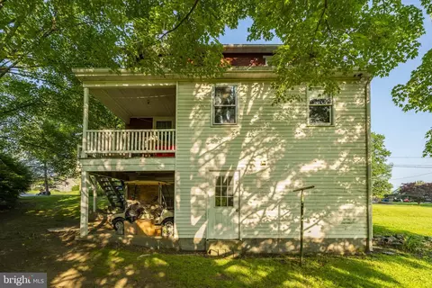 Exterior - 1407 Brunnerville Rd, Lititz, PA 17543 photo 6 of 8