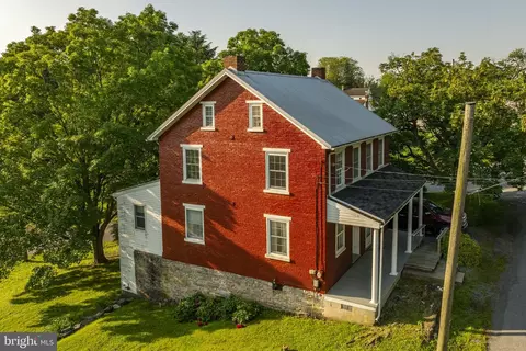 Exterior - 1407 Brunnerville Rd, Lititz, PA 17543 photo 4 of 8