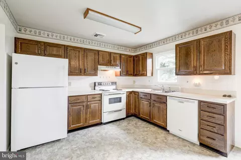 635 W Orange St, Lititz, PA 17543 photo 8