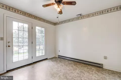 635 W Orange St, Lititz, PA 17543 photo 7