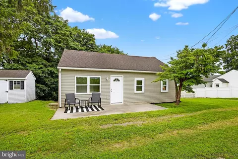 1736 C Beaver Valley Pike, Strasburg, PA 17579