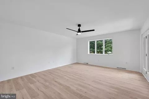 Living - 10 Farm Ln # A, Lititz, PA 17543 photo 4 of 4