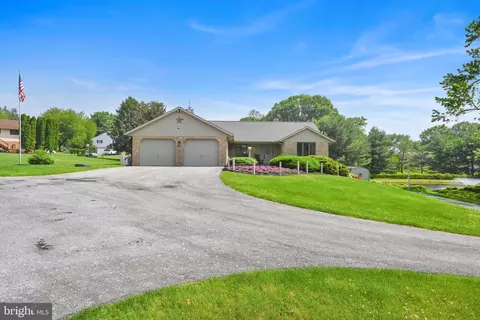 Other - 10 Farm Ln # A, Lititz, PA 17543 photo 3 of 20