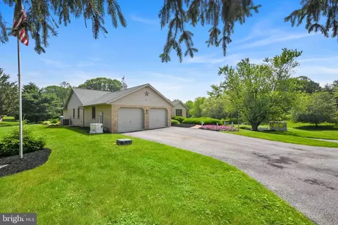 Other - 10 Farm Ln # A, Lititz, PA 17543 photo 17 of 20
