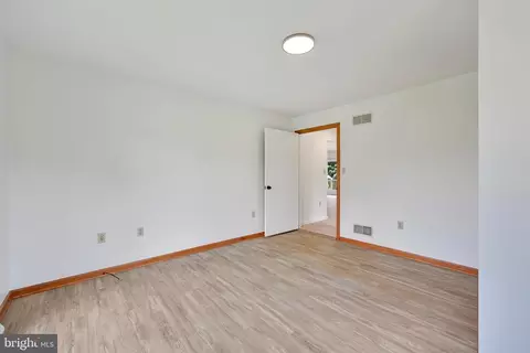 Bedroom - 10 Farm Ln # A, Lititz, PA 17543 photo 1 of 3