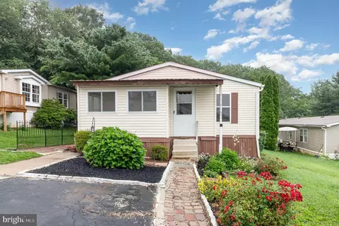 11 Tyler Dr, New Providence, PA 17560