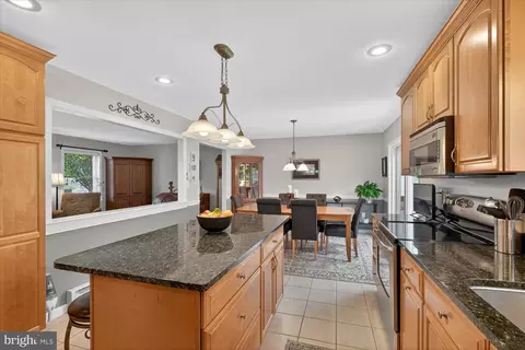 33 Cardinal Dr, Stevens, PA 17578 photo 14