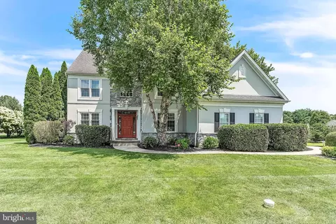Exterior - 961 Buckwalter Rd, Lititz, PA 17543 photo 2 of 6