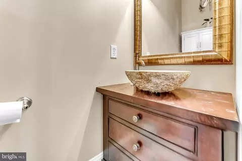 Bath - 961 Buckwalter Rd, Lititz, PA 17543 photo 1 of 4