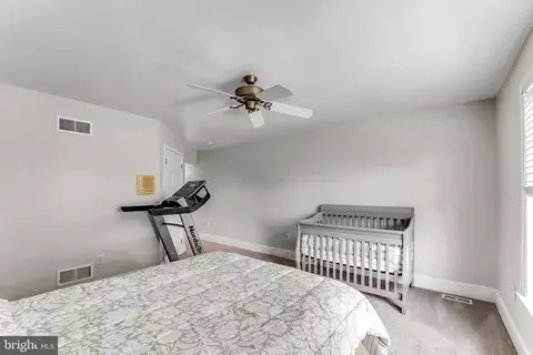 Bedroom - 961 Buckwalter Rd, Lititz, PA 17543 photo 6 of 8