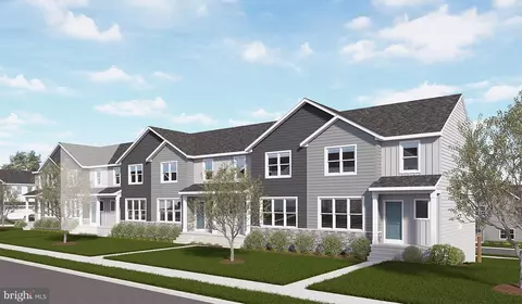 72 N Conifer Dr, Elizabethtown, PA 17022