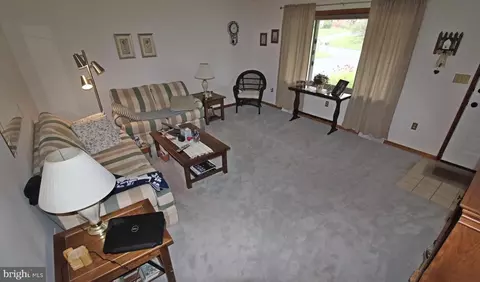 Living - 660 Snyder Hill Rd, Lititz, PA 17543 photo 5 of 6