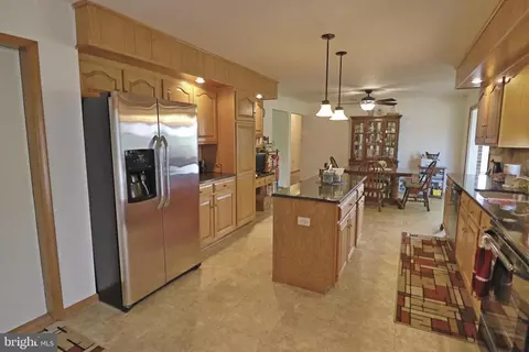 Kitchen - 660 Snyder Hill Rd, Lititz, PA 17543 photo 2 of 6