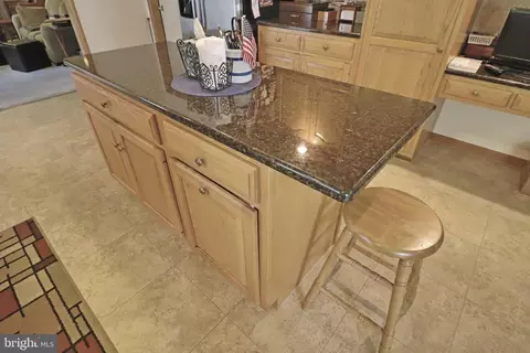 Kitchen - 660 Snyder Hill Rd, Lititz, PA 17543 photo 3 of 6