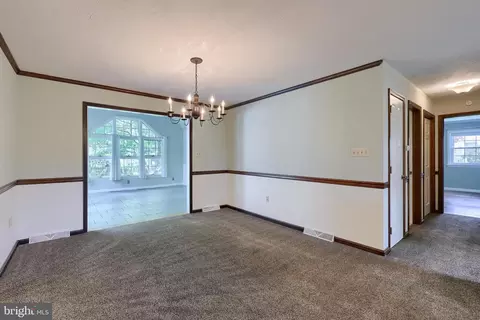 Entry Way - 26 Green Acre Rd, Lititz, PA 17543 photo 3 of 5