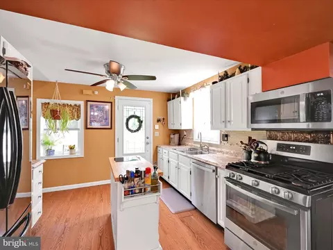 5 Hershey Rd, Lititz, PA 17543 photo 3